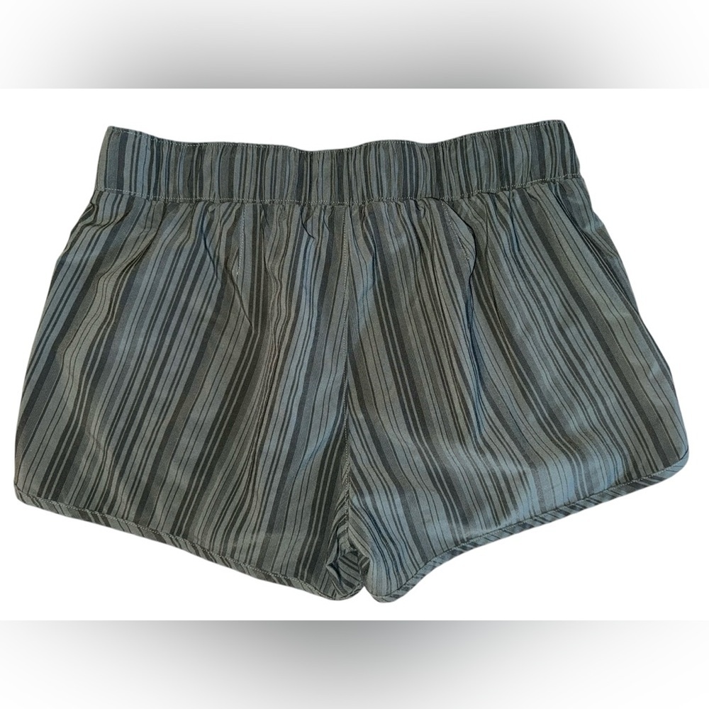 ATHLETA Women’s Sway Olive Green Striped Running Shorts, Medium - Picture 2 of 8